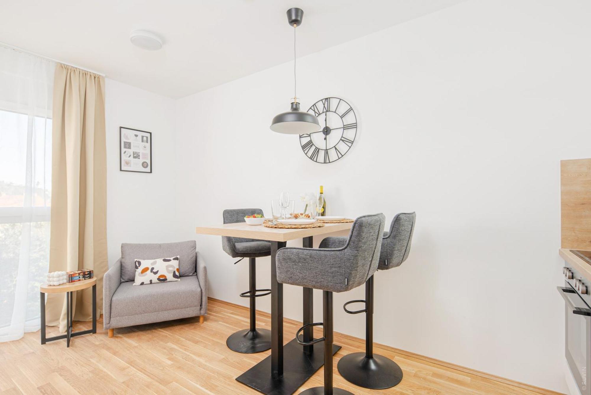 Whats-App Self-Check-In - Apartment Am Hauptbahnhof Štýrský Hradec Exteriér fotografie