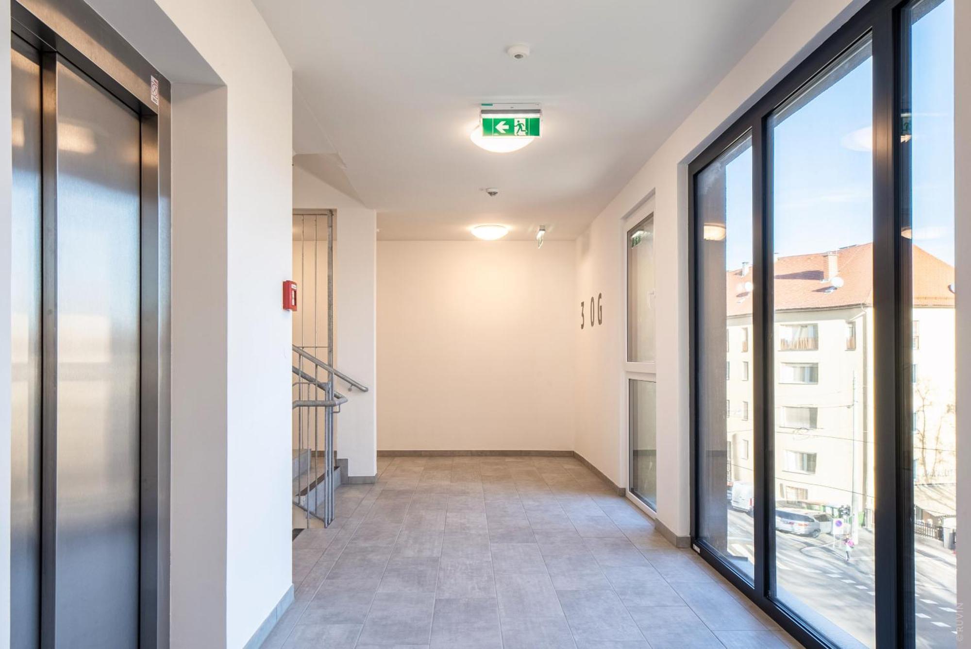 Whats-App Self-Check-In - Apartment Am Hauptbahnhof Štýrský Hradec Exteriér fotografie