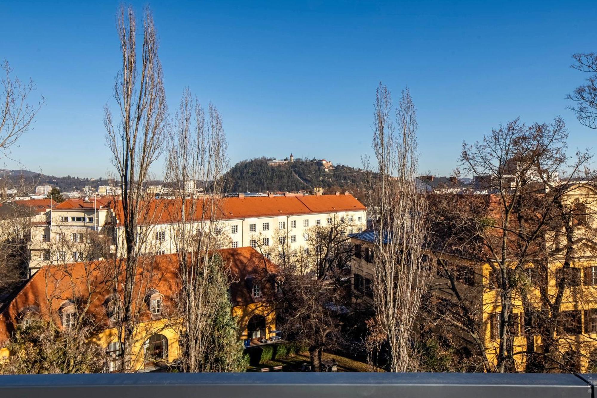 Whats-App Self-Check-In - Apartment Am Hauptbahnhof Štýrský Hradec Exteriér fotografie